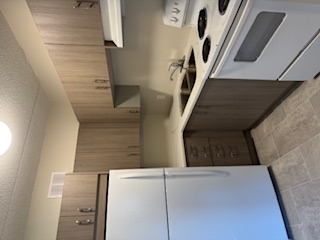 192 Court St S, Thunder Bay, ON P7B 2X6, Canada - 1