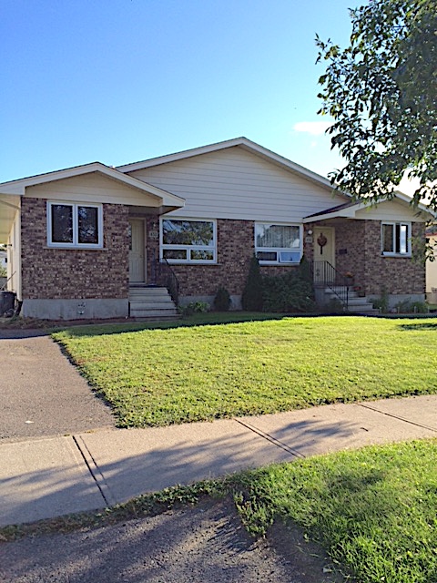 452 Christina St E, Thunder Bay, ON P7E 4P2, Canada