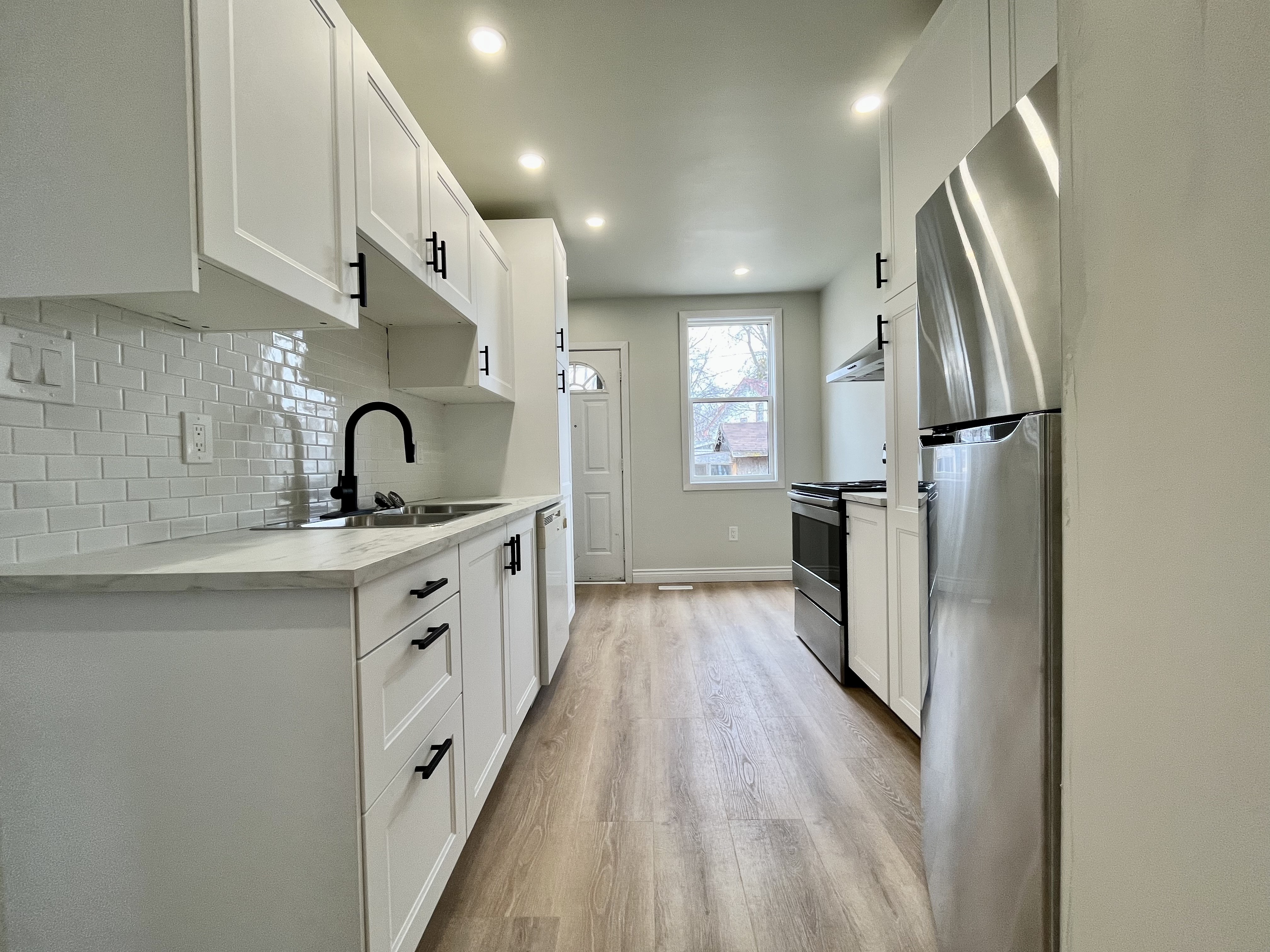 521 Luci Ct, Thunder Bay, ON P7E 1H2, Canada