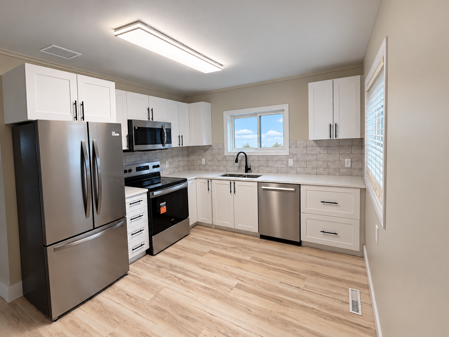 254 Francis St E, Thunder Bay, ON P7E 4B3, Canada